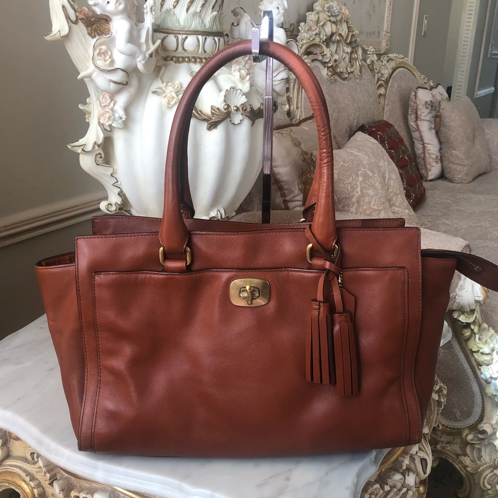 • COACH BROWN LEGACY LEATHER BAG •